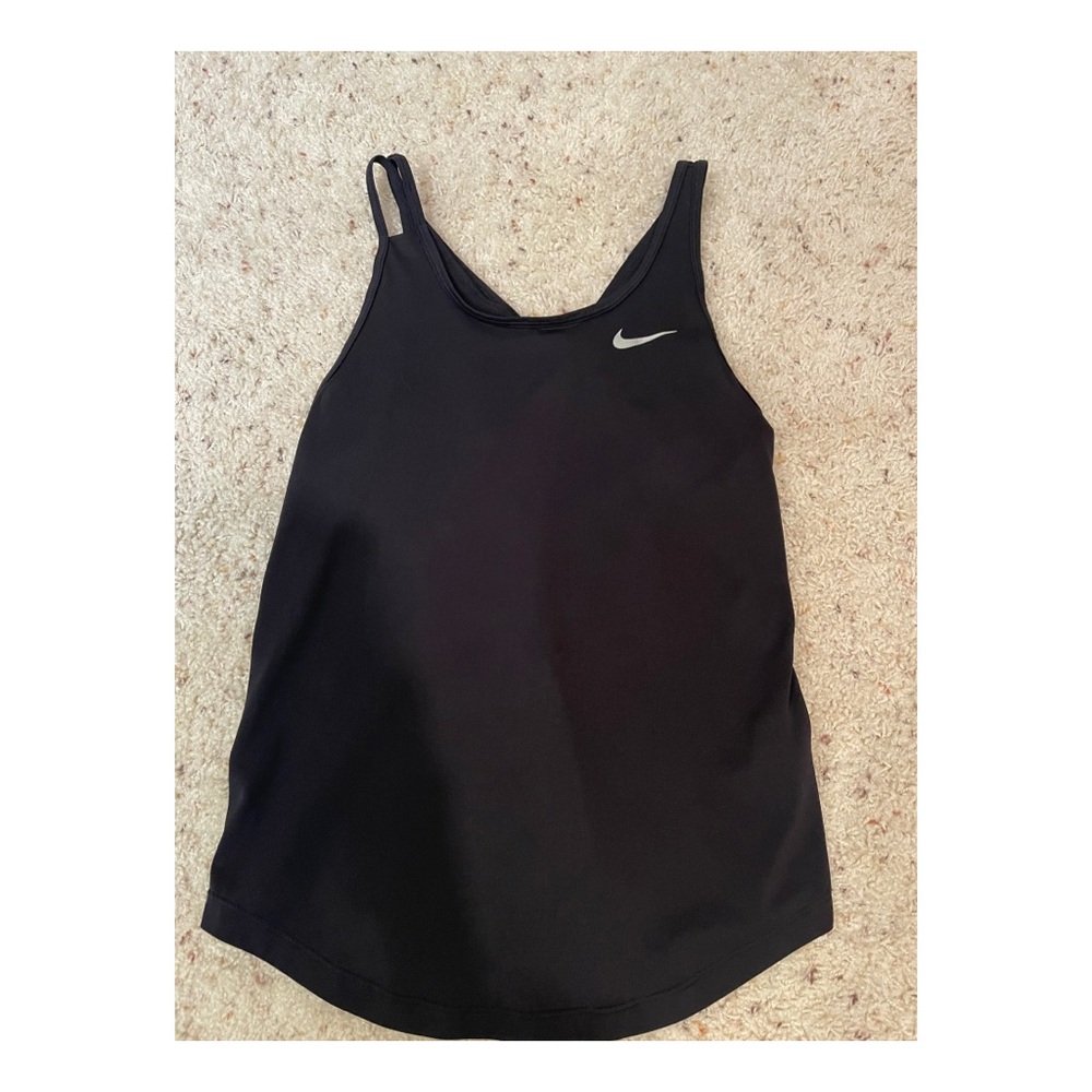 BLACK NIKE TANK